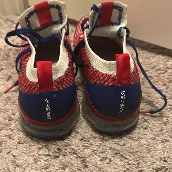 Nike vapormax men’s US:8 - Picture 3 of 4